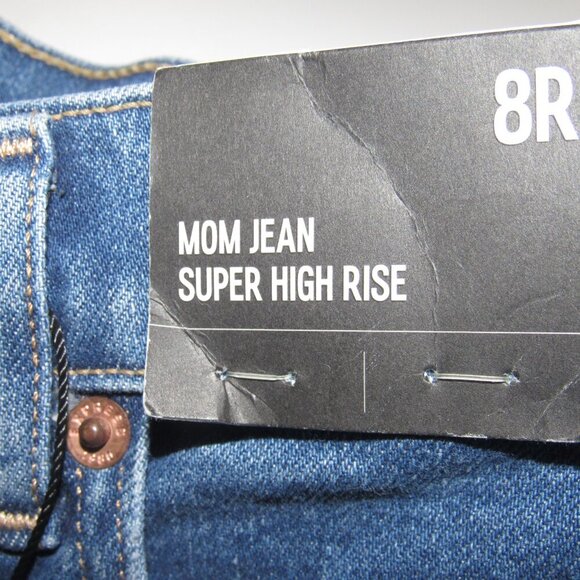 NWT EXPRESS Super High Rise Medium Wash Mom Jeans Size 8R - Picture 5 of 8